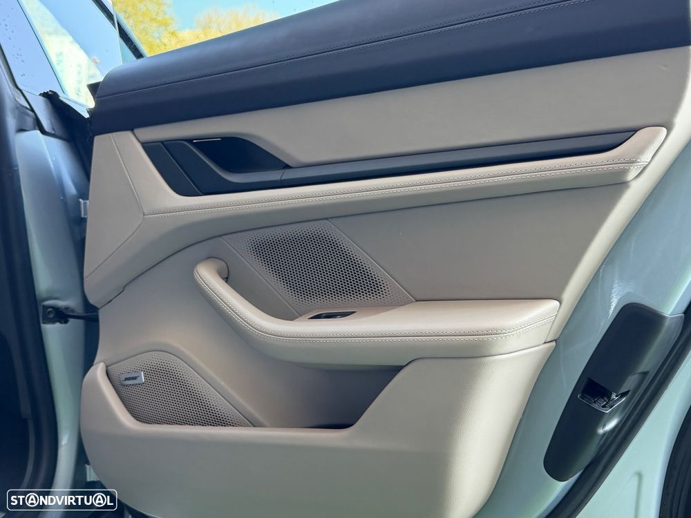 Porsche Taycan Turbo - 14