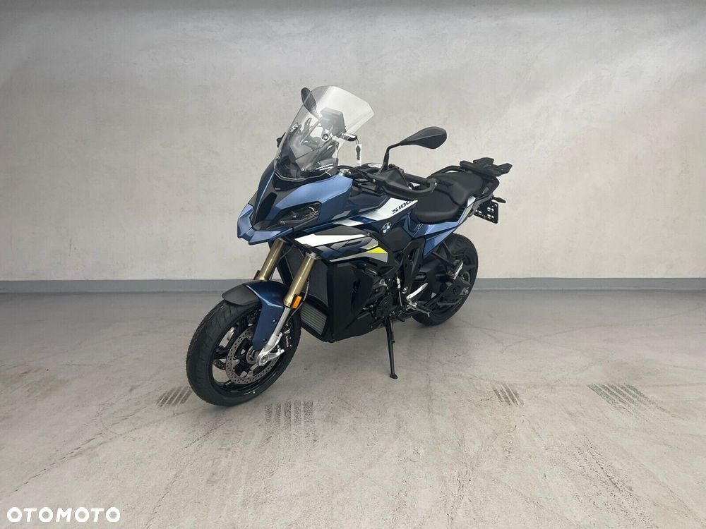 BMW S - 2