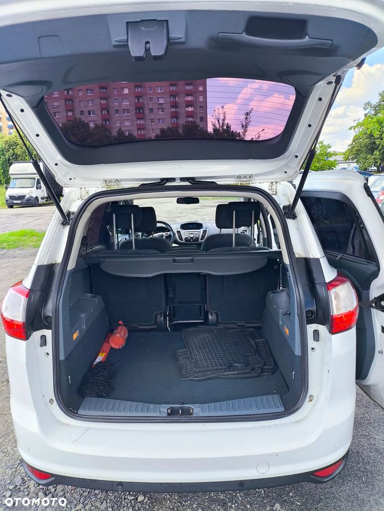 Ford Grand C-MAX - 15