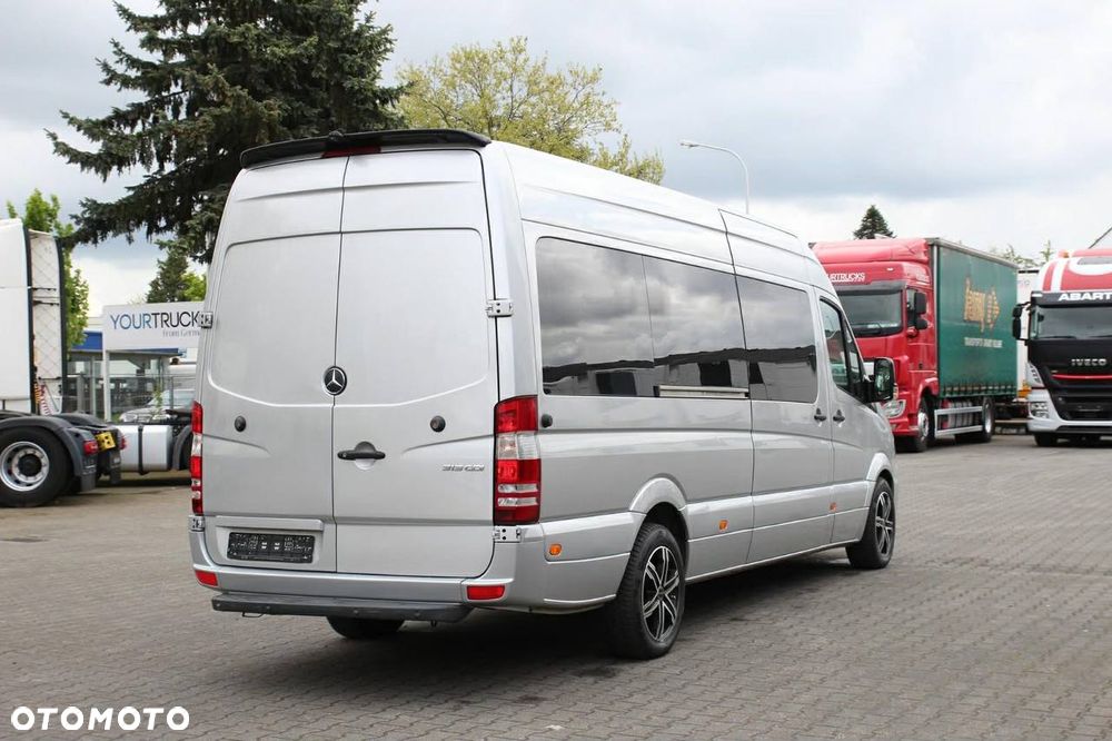 Mercedes-Benz Sprinter - 5