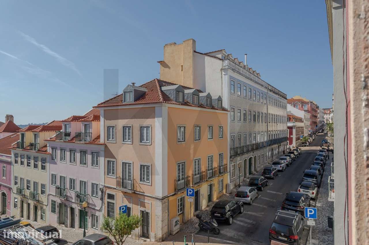 Arrenda-se T2, 2 casas de banho, Vista, Rua das Praças, Lapa, Lisboa - Grande imagem: 2/36