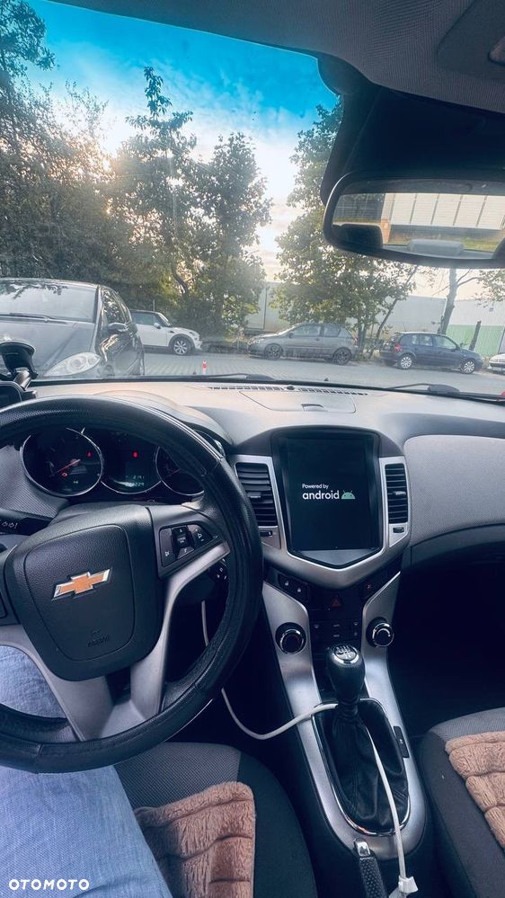 Chevrolet Cruze 1.8 LT - 9