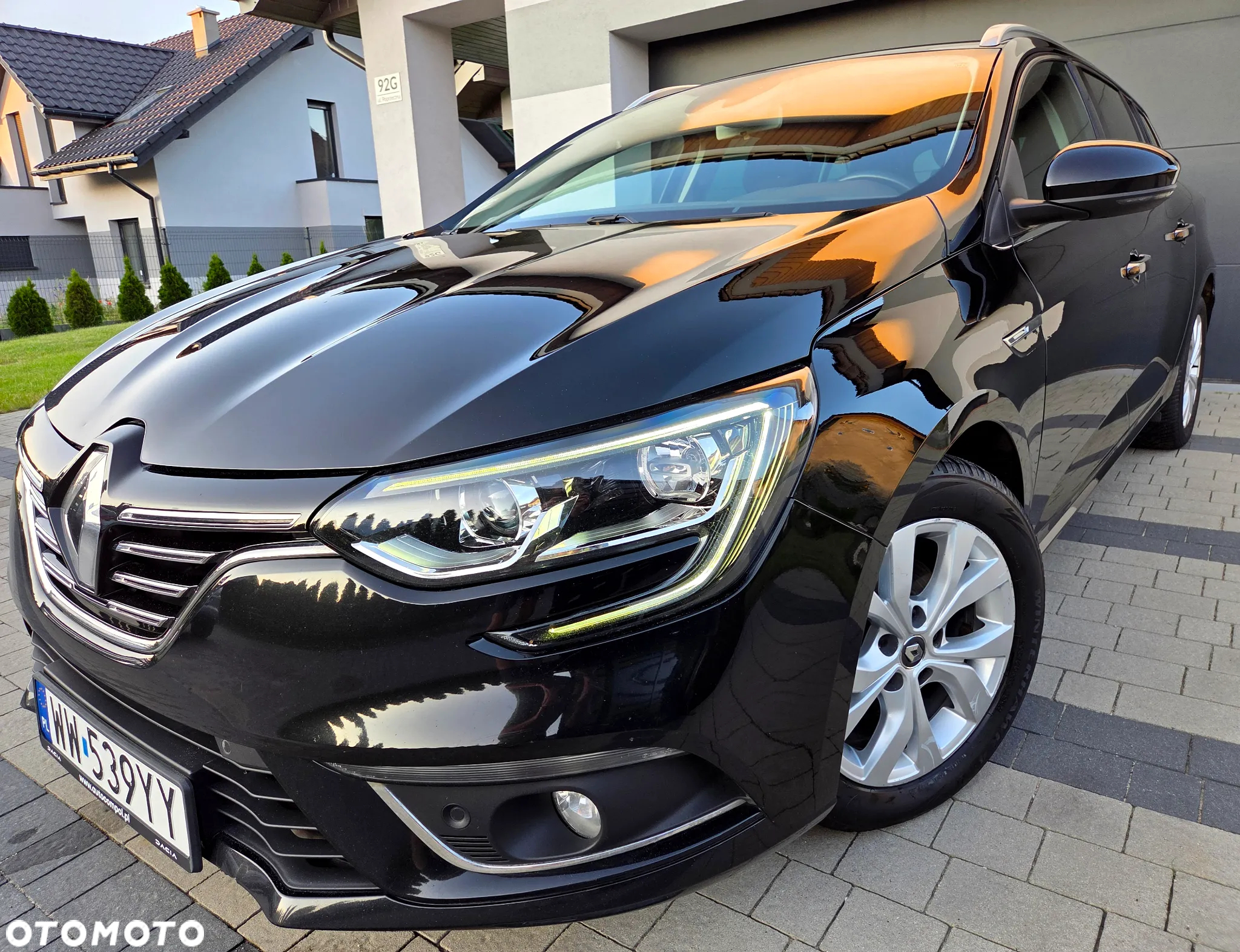 Renault Megane 1.5 Blue dCi Limited - 7