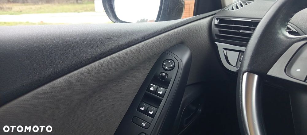 Citroën C4 Picasso 1.6 e-HDi Attraction - 14