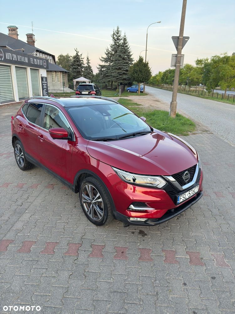 Nissan Qashqai 1.2 DIG-T N-Connecta - 1