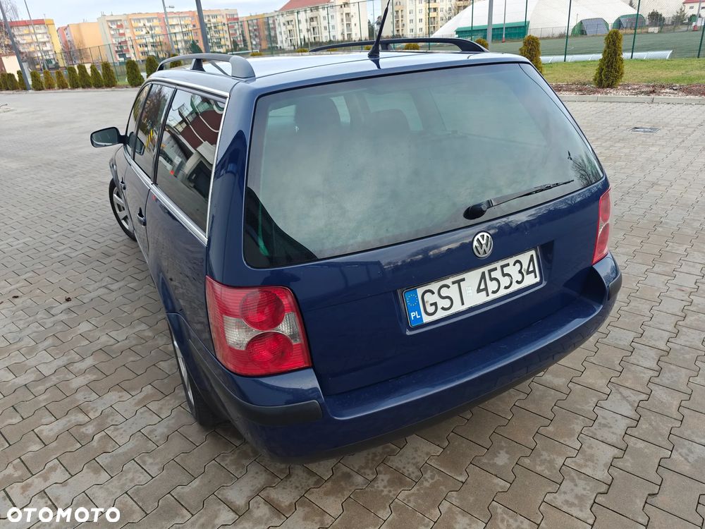 Volkswagen Passat 1.9 TDI Basis - 4