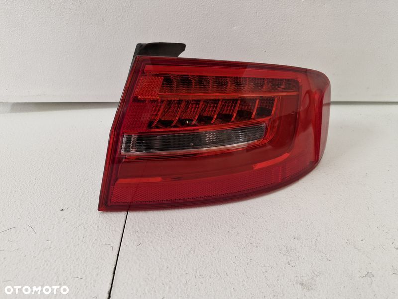 AUDI A4 B8 SEDAN LIFT LAMPA PRAWY TYŁ PRAWA TYLNA LED W BŁOTNIK 8K5945096AC - 1
