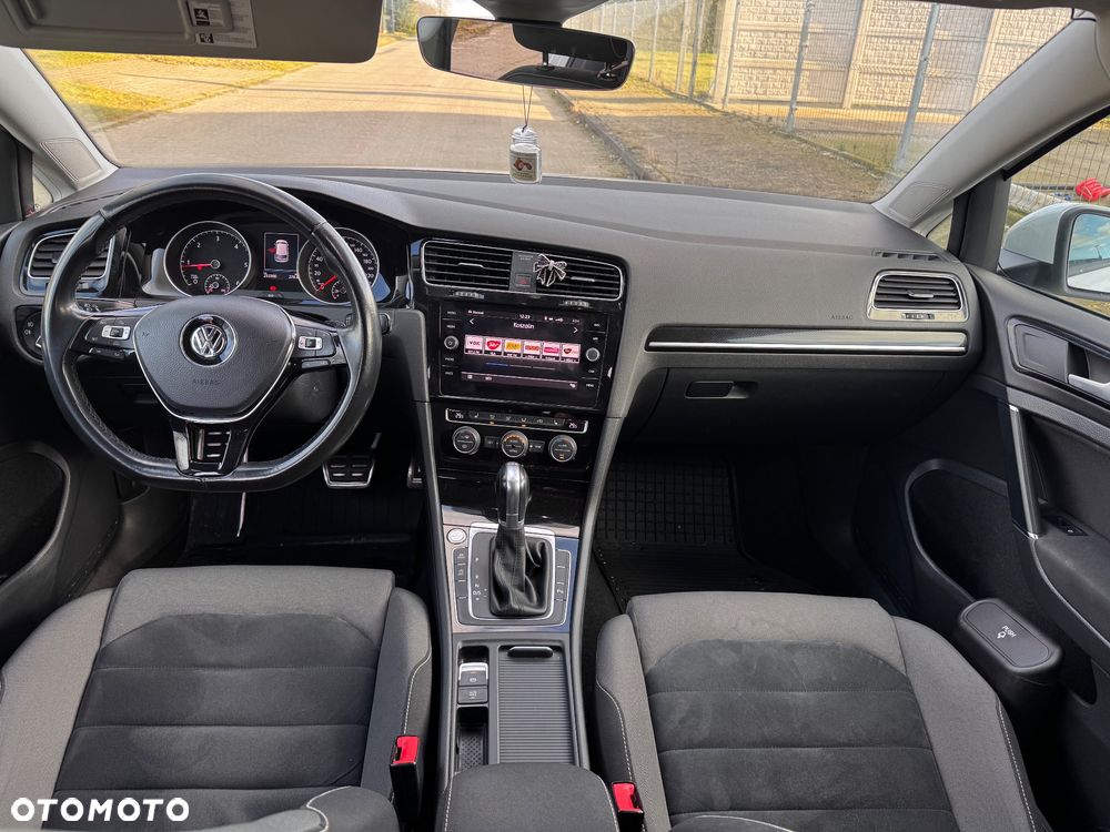 Volkswagen Golf 2.0 TDI BMT Highline DSG - 17