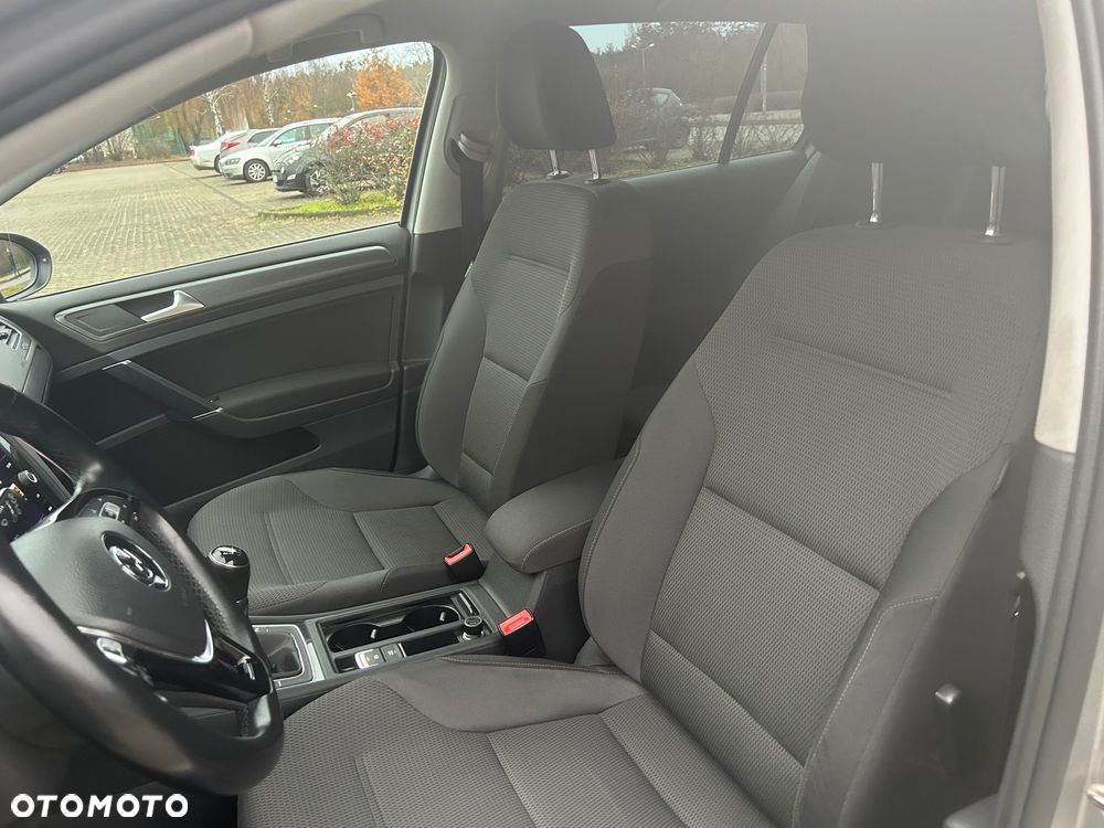 Volkswagen Golf 1.5 TSI BMT Comfortline - 13