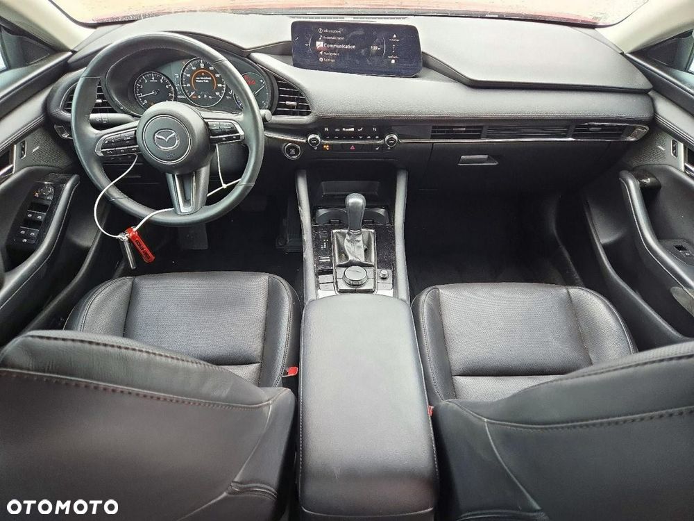 Mazda 3 - 8