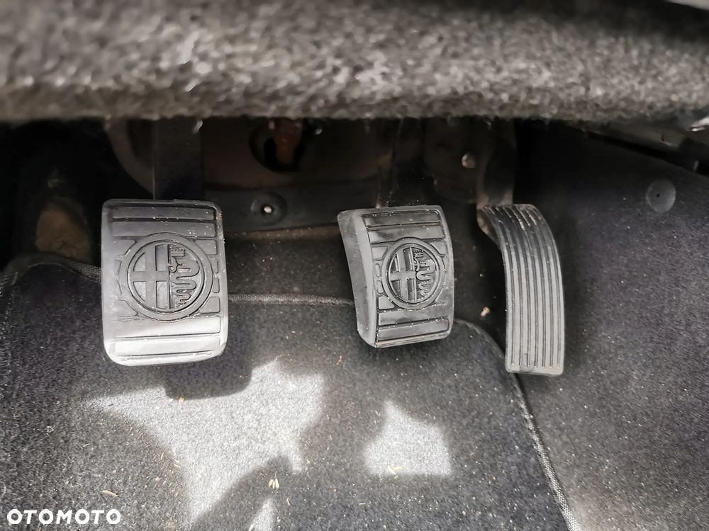 Alfa Romeo 159 1.9JTDM Impression - 8