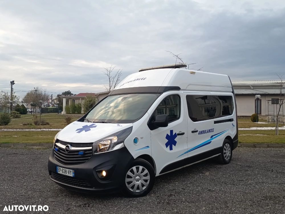 Opel Vivaro - 1