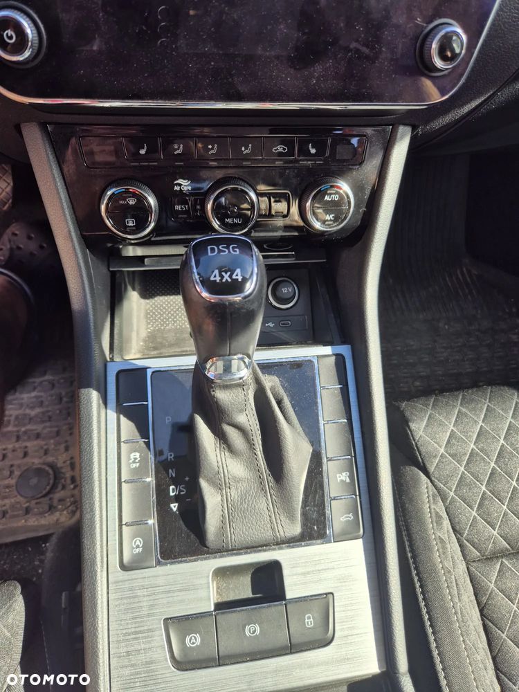 Skoda Superb 2.0 TSI 4x4 Ambition DSG - 9