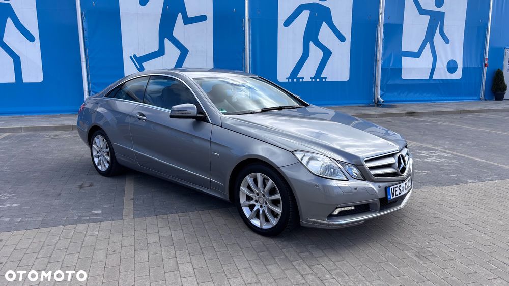Mercedes-Benz Klasa E 350 CGI BlueEFFICIENCY 7G-TRONIC Avantgarde - 2