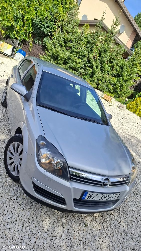 Opel Astra 1.6 Enjoy - 12