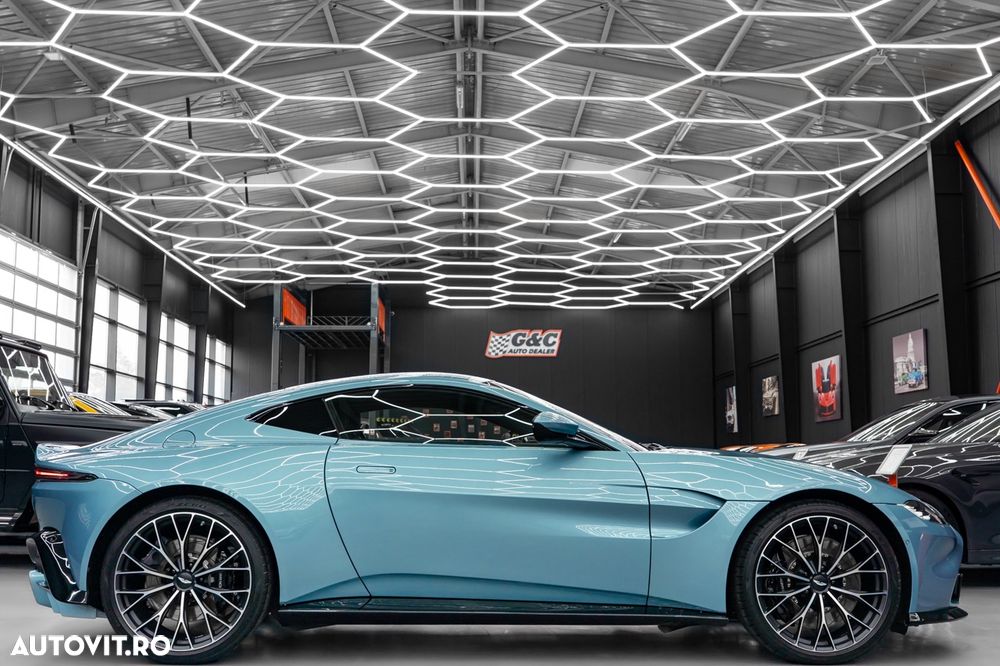 Aston Martin V8 Vantage Standard - 27