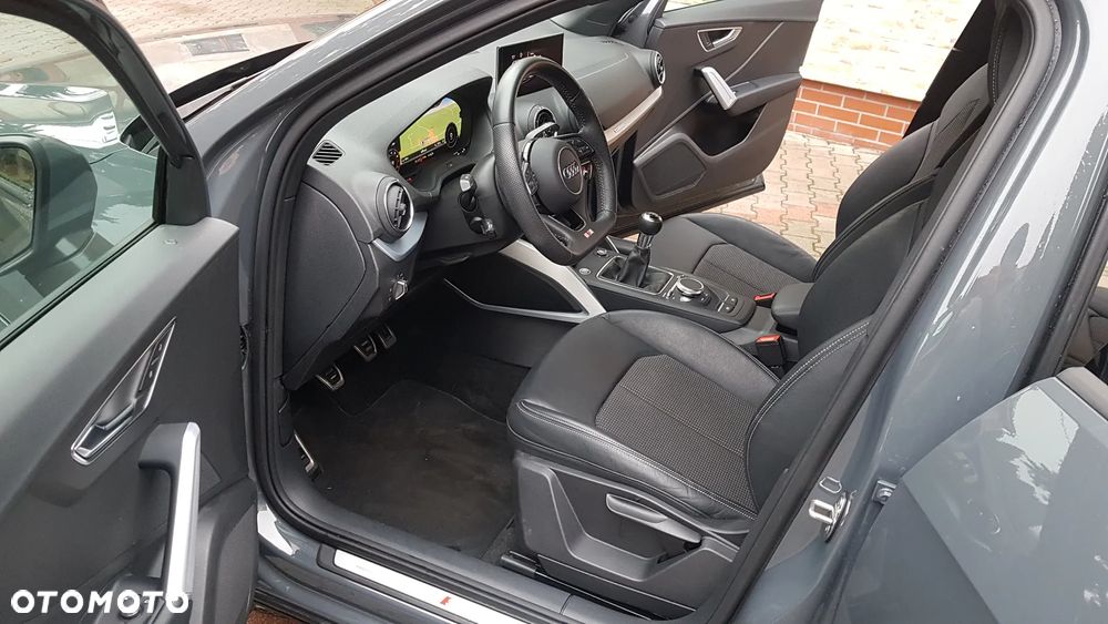 Audi Q2 35 TFSI Sport - 24