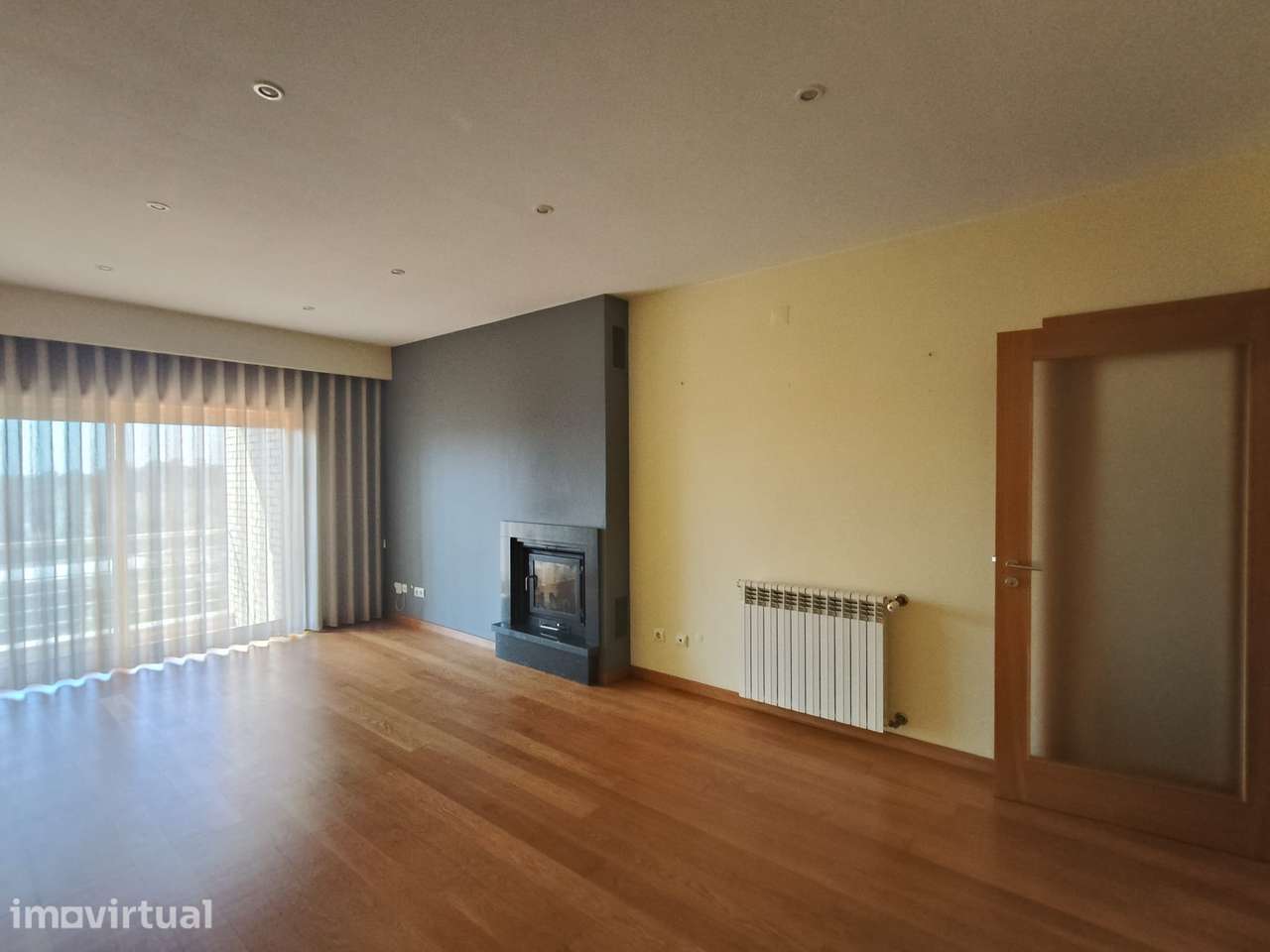 Apartamento T2 - Condomínio Tenente Valadim - Grande imagem: 3/18