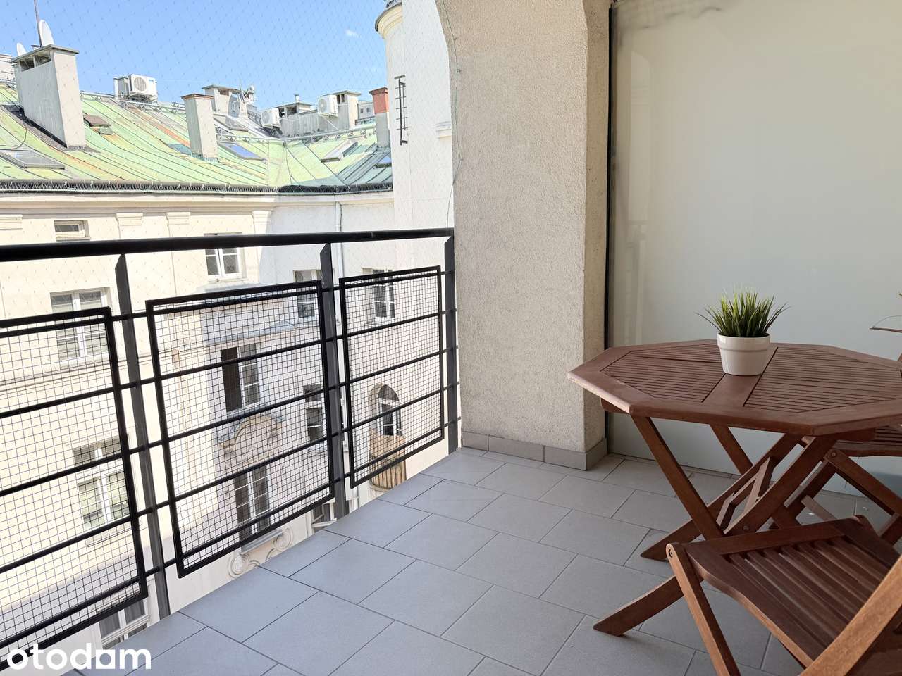3 pokoje | 2 łazienki | balkon | centrum Krakowa | ul. Długa