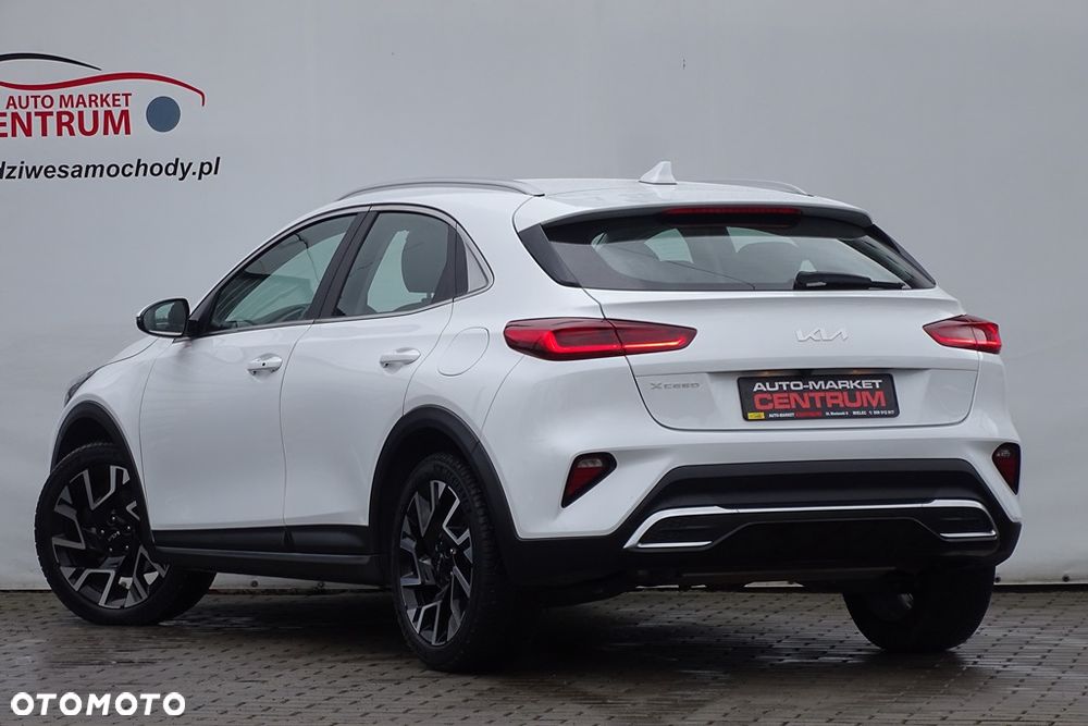 Kia XCeed - 13