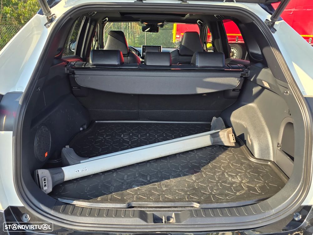 Toyota RAV4 2.5 HDF Lounge - 11