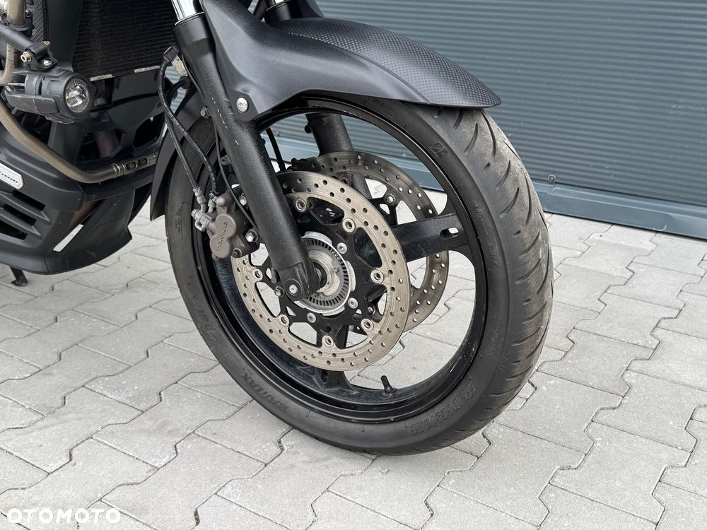 Suzuki V-STROM - 6