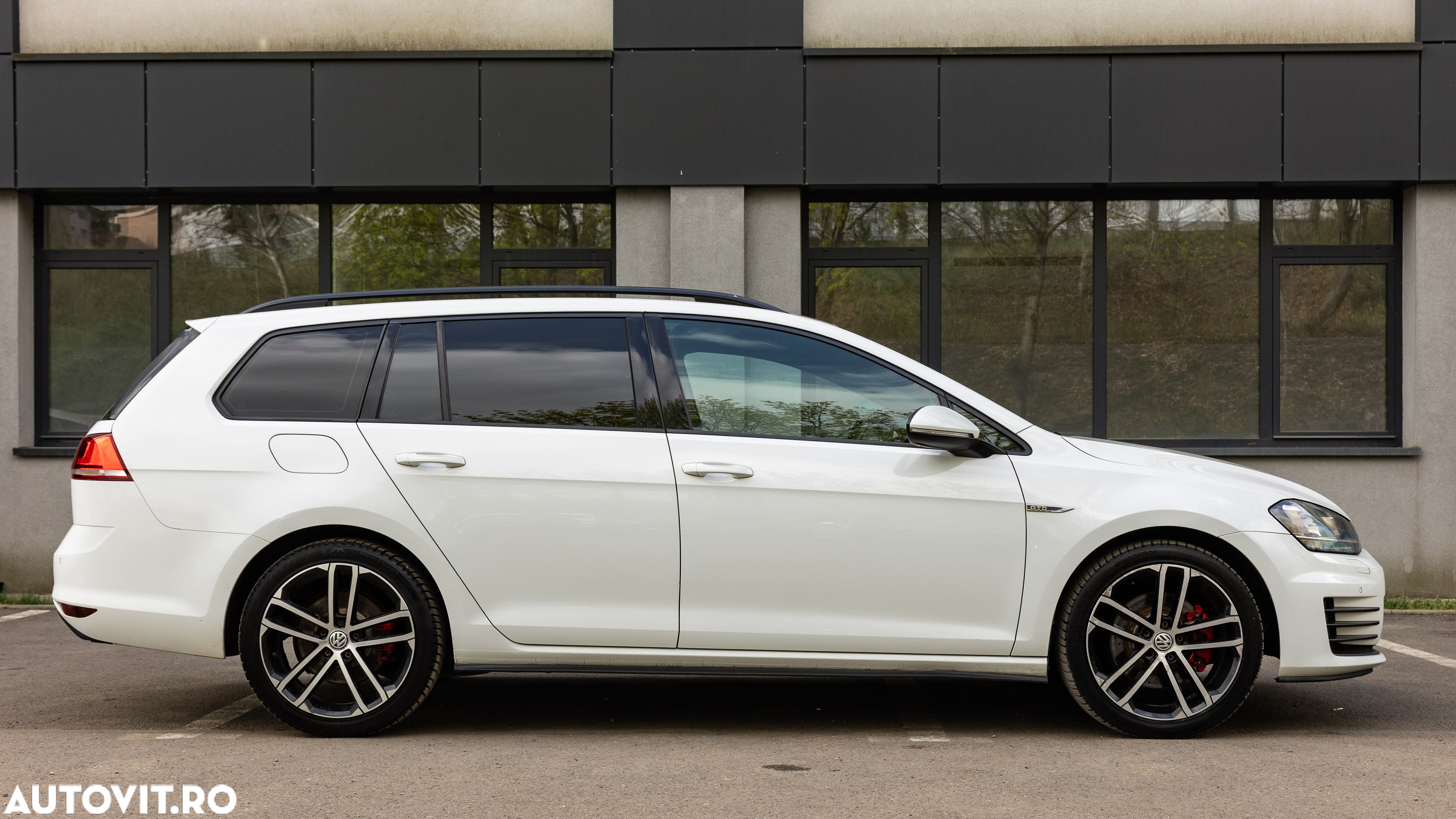 Volkswagen Golf GTD 2.0 TDI SCR DSG - 16