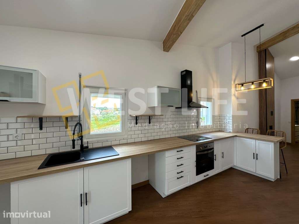Moradia T2 totalmente remodelada com espaço exterior - Grande imagem: 3/22