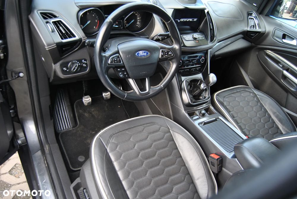 Ford Kuga - 26