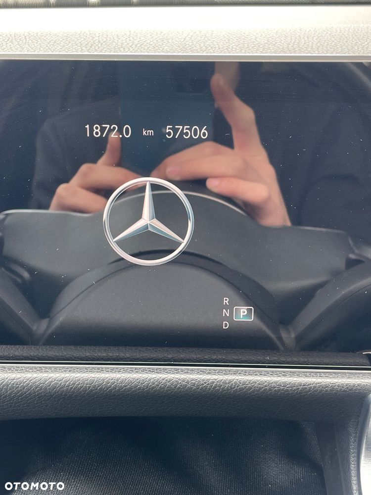 Mercedes-Benz GLB - 34