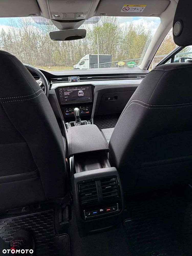 Volkswagen Passat 2.0 TDI EVO Business DSG - 13