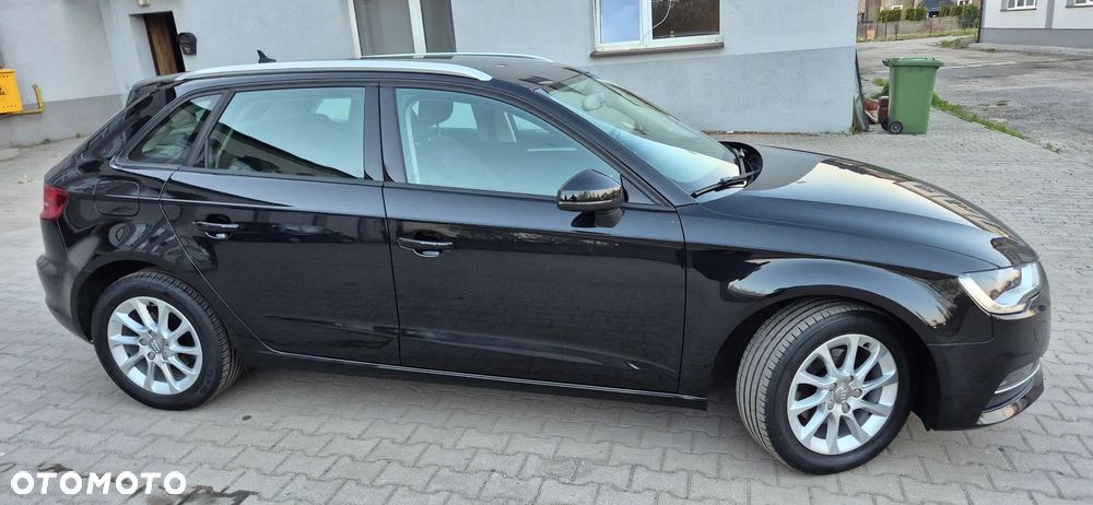 Audi A3 Sportback 1.2 TFSI Attraction - 25