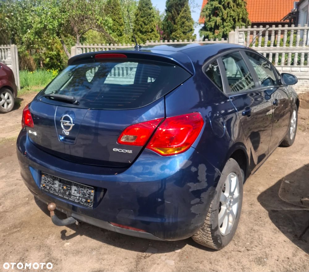 Opel Astra 1.3 CDTI DPF ecoFLEX Selection - 4