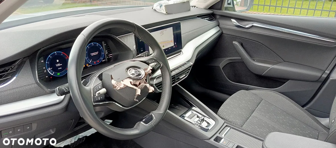 Skoda Octavia Combi 2.0 TDI DSG Exclusive Plus - 12