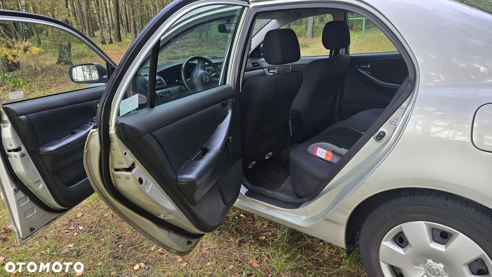 Toyota Corolla 1.6 VVT-i Terra - 8