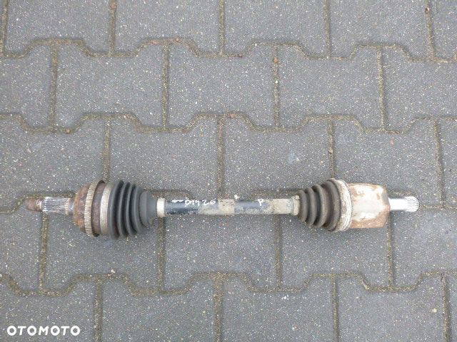 PÓŁOŚ PÓŁOŚKA PRAWA KRÓTKA HONDA CIVIC VII 1.4 16V - 1