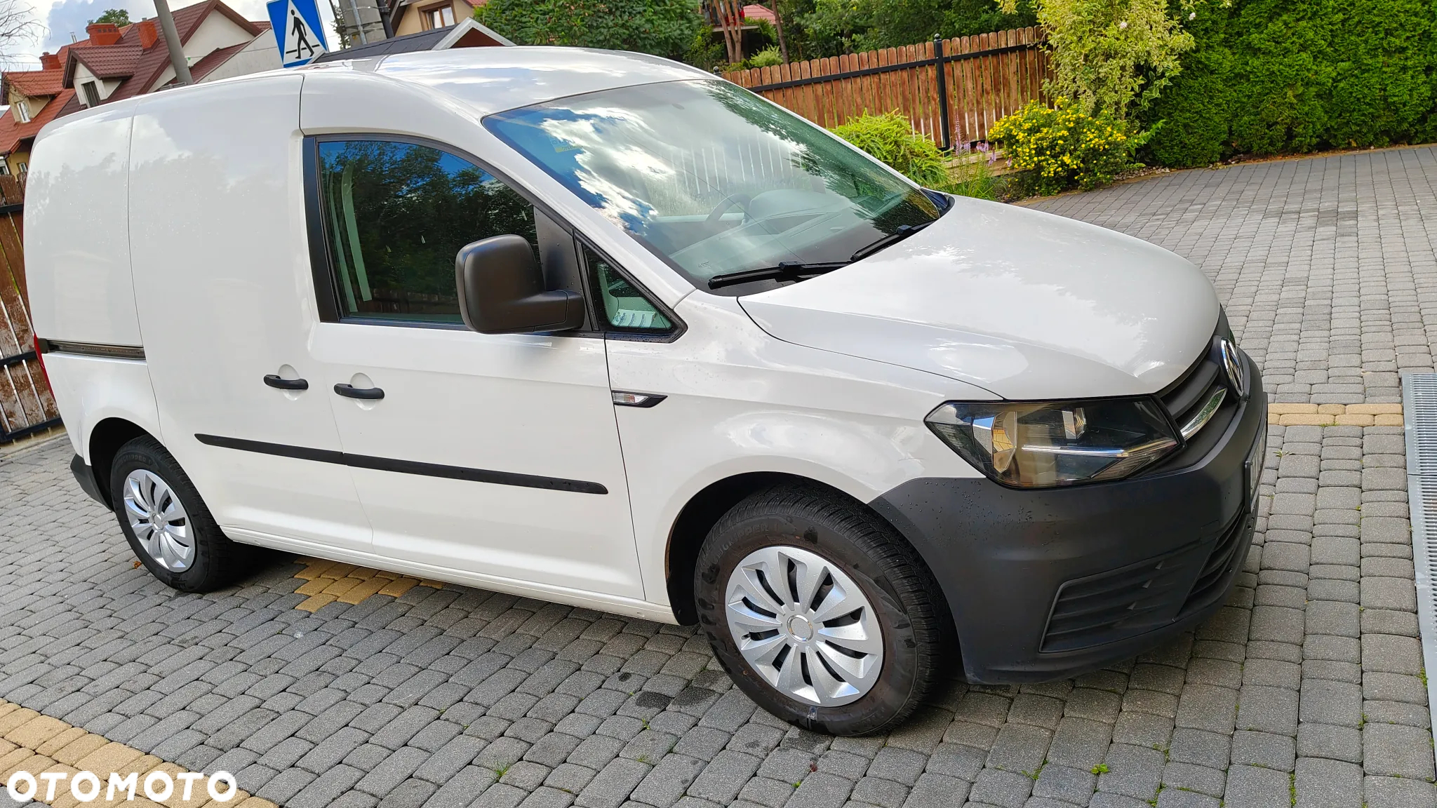 Volkswagen Caddy - 2