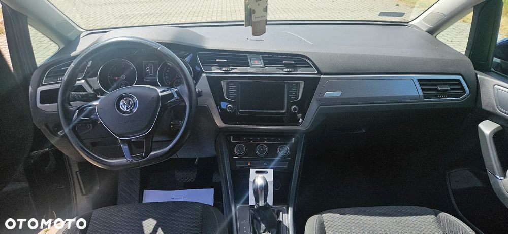 Volkswagen Touran 2.0 TDI BMT Comfortline DSG - 12