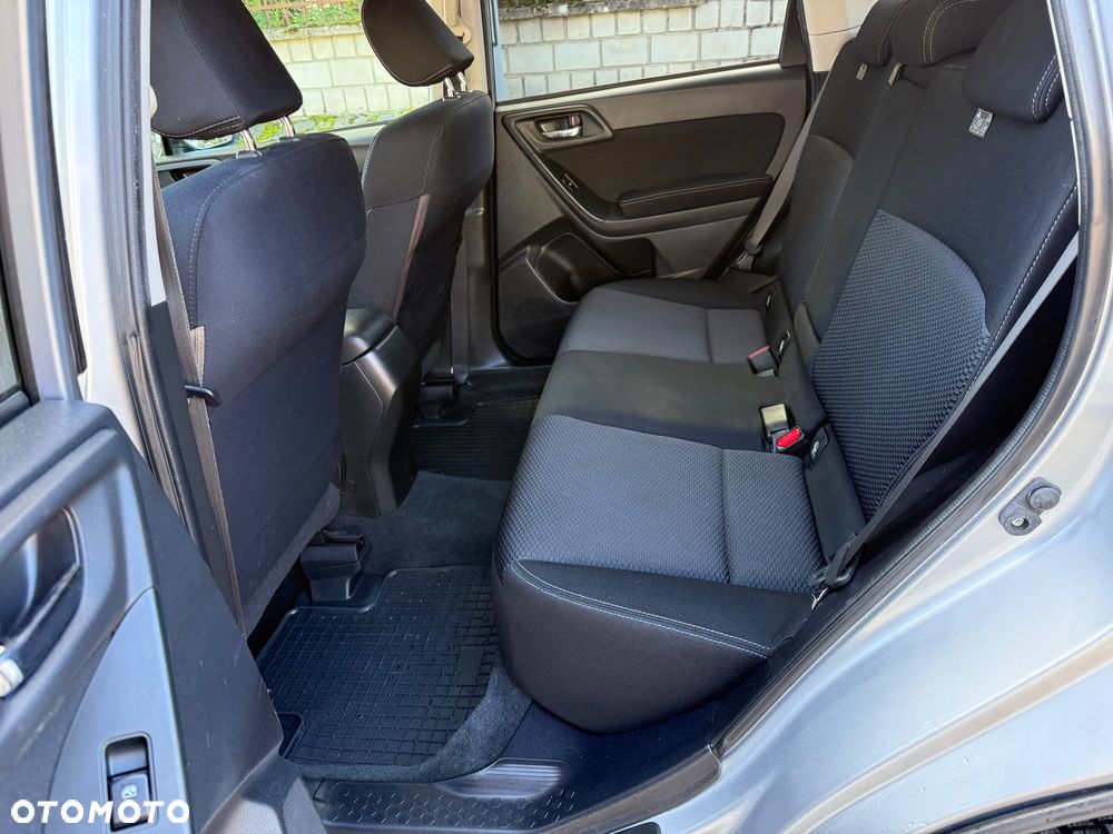 Subaru Forester 2.0i Exclusive - 9