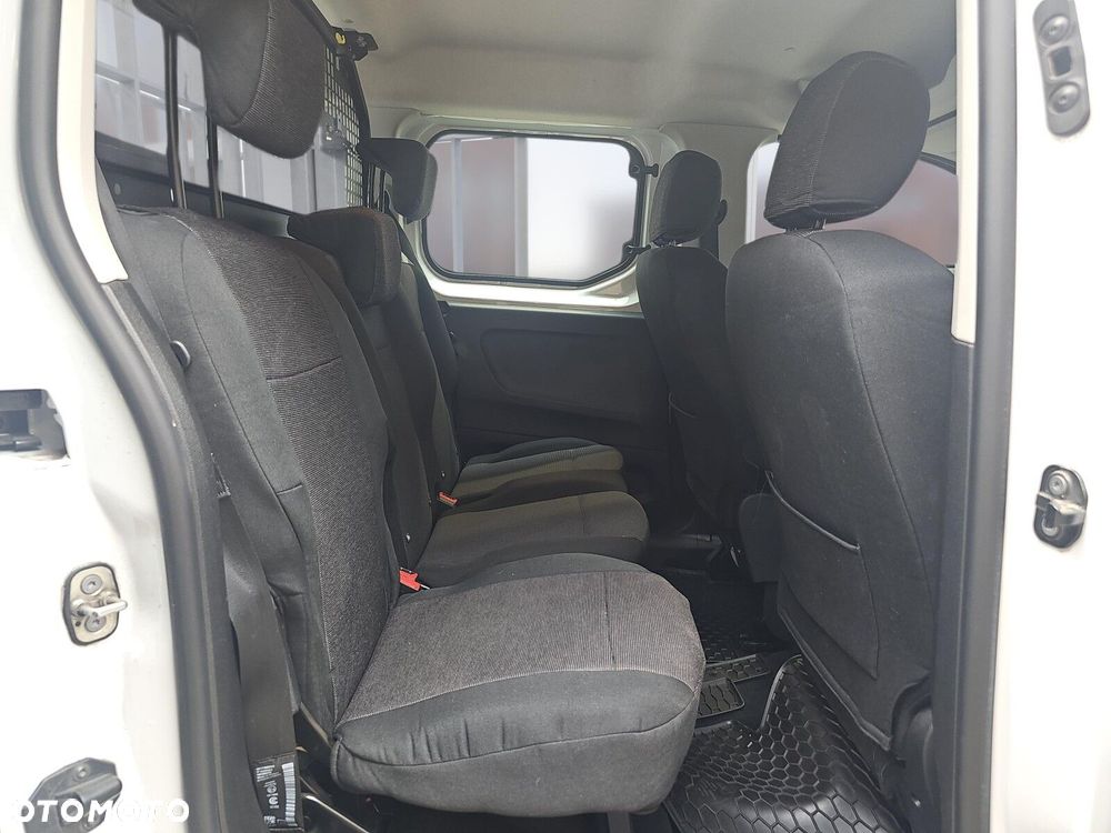 Opel Combo 1.5 DT Edition 102KM - 10