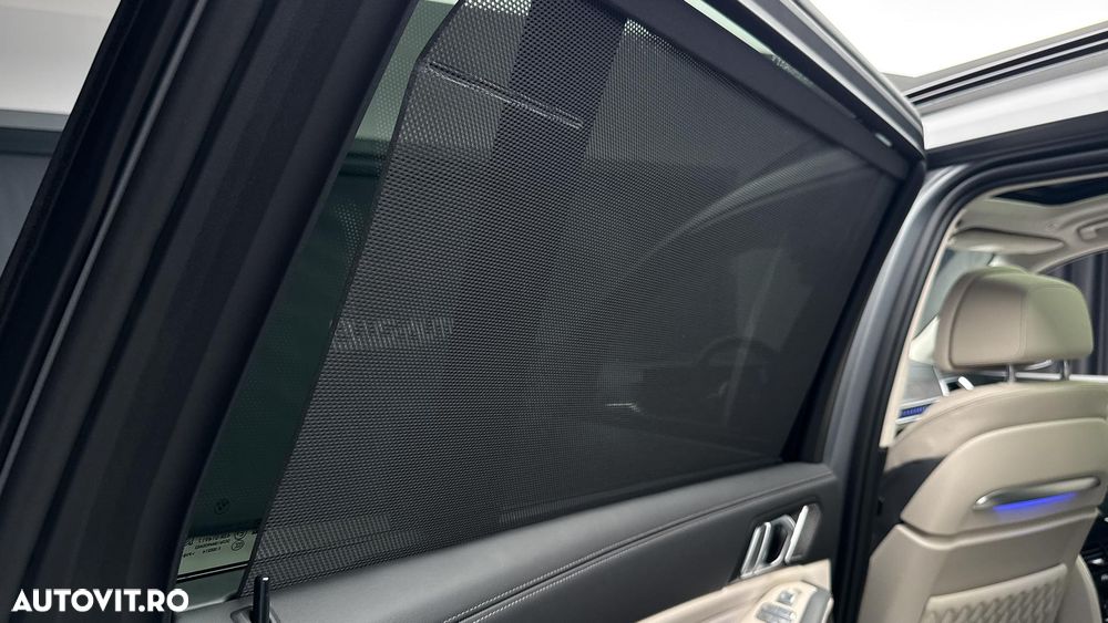 BMW X7 - 34