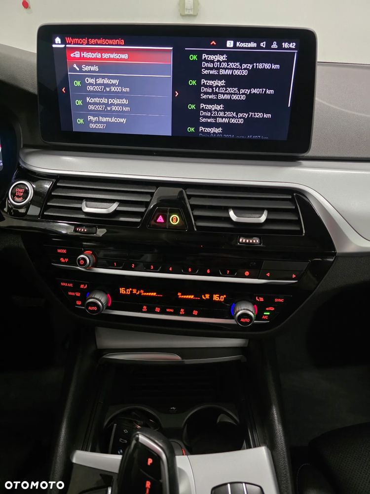 BMW Seria 5 518d mHEV Luxury Line sport - 14