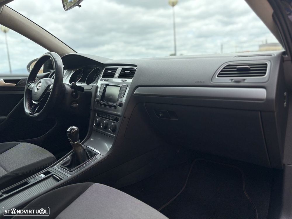 VW Golf 1.6 TDi BlueMotion Trendline - 13