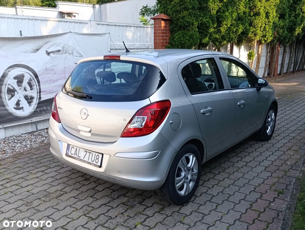 Opel Corsa 1.2 16V - 2