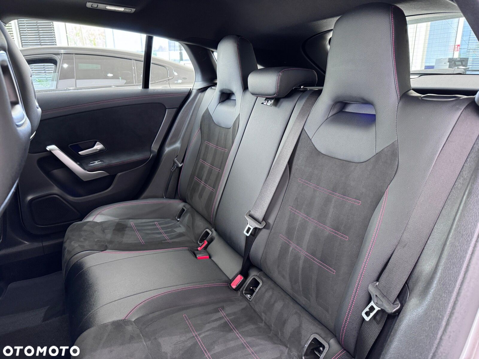 Mercedes-Benz CLA 200 d AMG Line 8G-DCT - 14