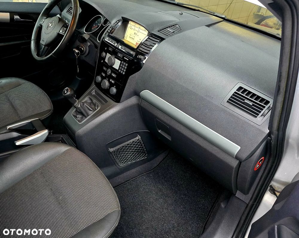 Opel Zafira 1.8 Elegance - 14
