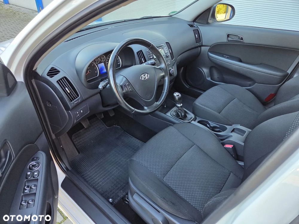 Hyundai i30 1.4 Edition 20 - 17