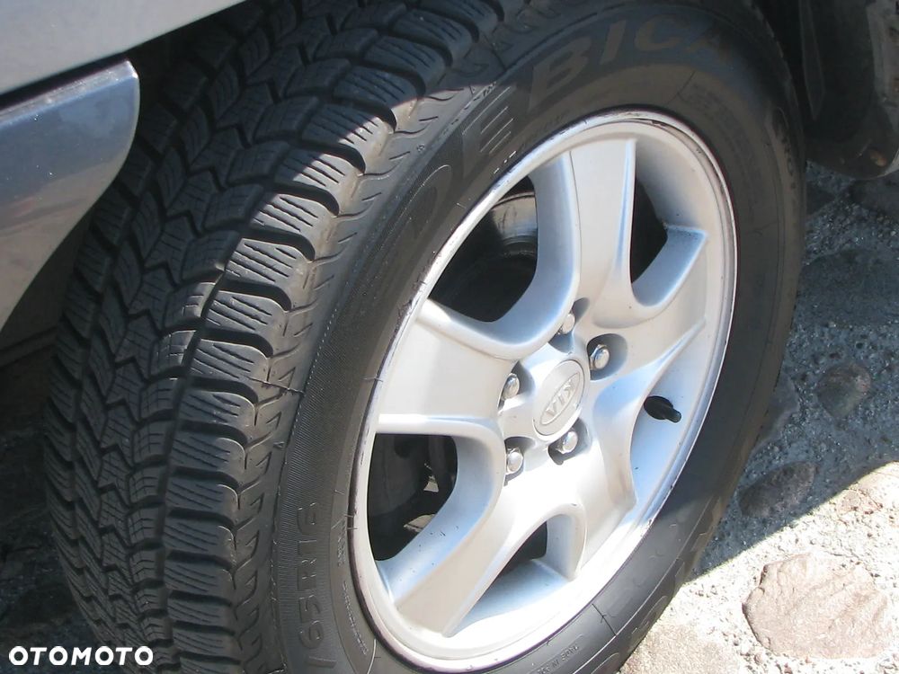 Kia Sportage 2.0 2WD LX - 22