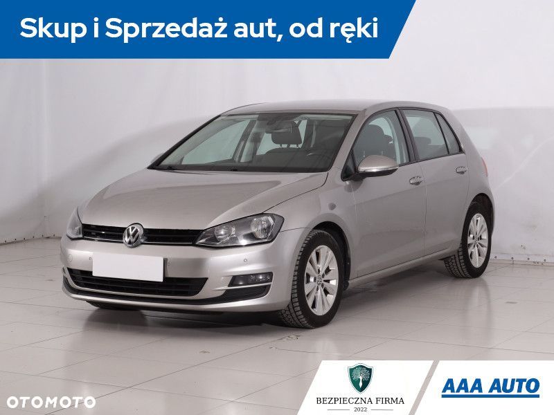 Volkswagen Golf - 3