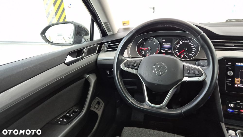 Volkswagen Passat 2.0 TDI EVO Business - 11